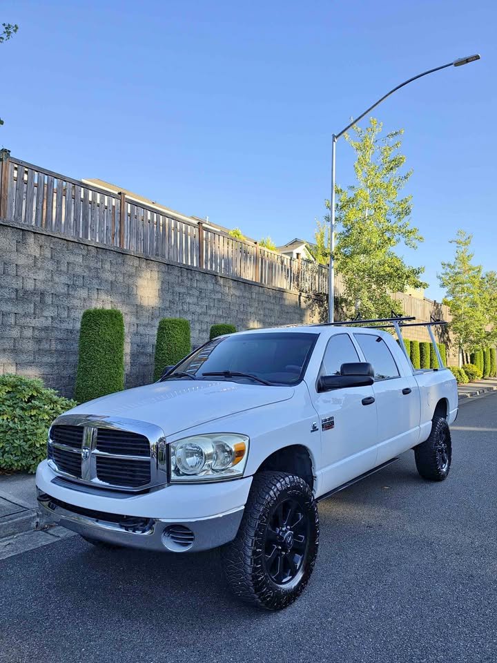 2007 Dodge Ram 2500 SLT Mega Cab 4x4