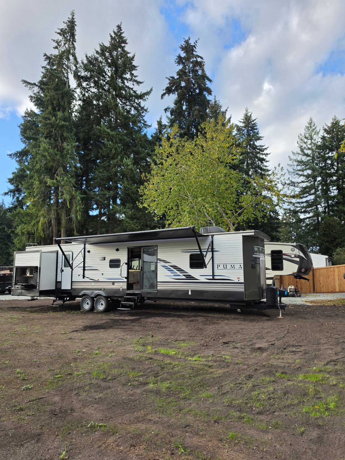 2022 Forest River Palomino Puma 39PQB